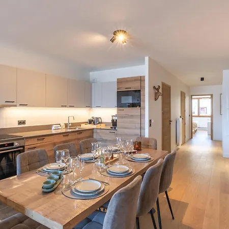 10 Pers Avec Wifi, Animaux Acceptes, Garage A L'alpe D'huez - Fr-1-645-91 Apartmán